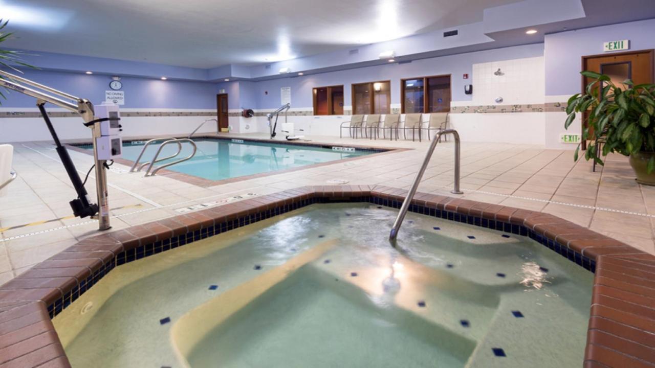Holiday Inn Express Hotel & Suites North Seattle - Shoreline, An Ihg Hotel Exteriör bild