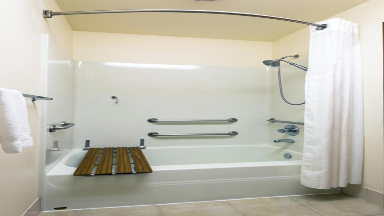 Holiday Inn Express Hotel & Suites North Seattle - Shoreline, An Ihg Hotel Rum bild